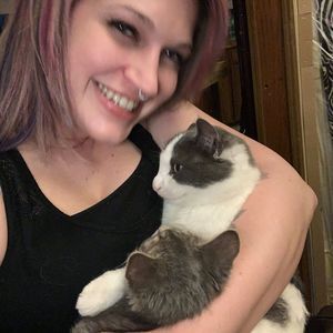 Meet your Posher, Hannah